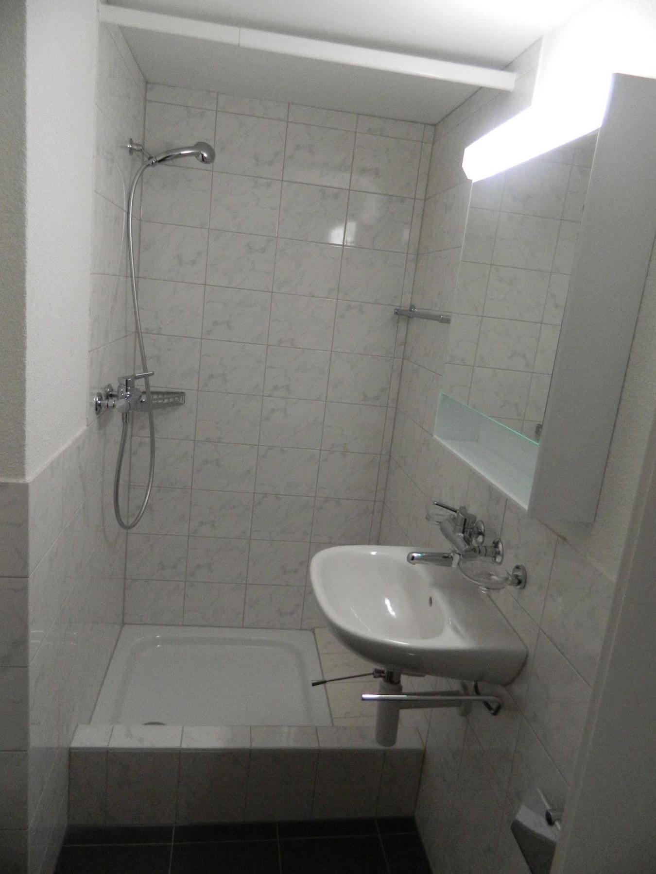 Rent A Delsbergerallee - Self Check-in Basilea